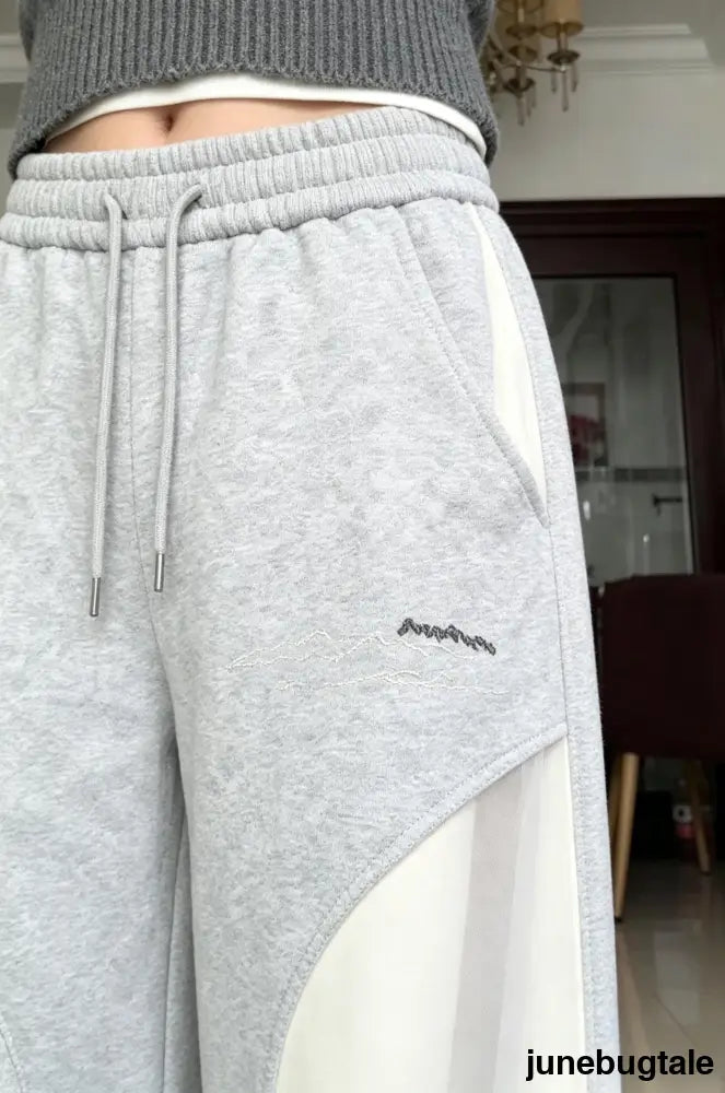 Vintage Letter Embroidered Baggy Curved Blade Pants